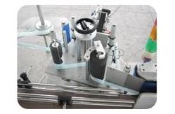 China Plastic Bottles RoHS 9600BPH Automatic Bottle Labelling Machine supplier