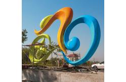China Handmade Realistic Topiary Sculpture For Public Parks supplier
