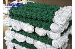 China Custom Fence Cyclone Wire Mesh Vinyl PVC Coated Chain Link Fence 5ft Green supplier