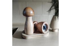 China Mashroom Shape Acacia Wood Salt And Pepper Grinder Set With Manual Adjustable Coarseness supplier