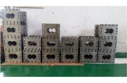 China Twin Screw Barrel For Extruder Machine Spare Part High Temperature Resistance supplier