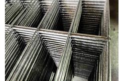 China Slot Hole 6mm-200mm Ss Welded Wire Mesh For Intersections supplier