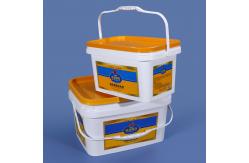 China Sealed Pet Dog Food Storage Container with Large Capacity and Metal Handle supplier