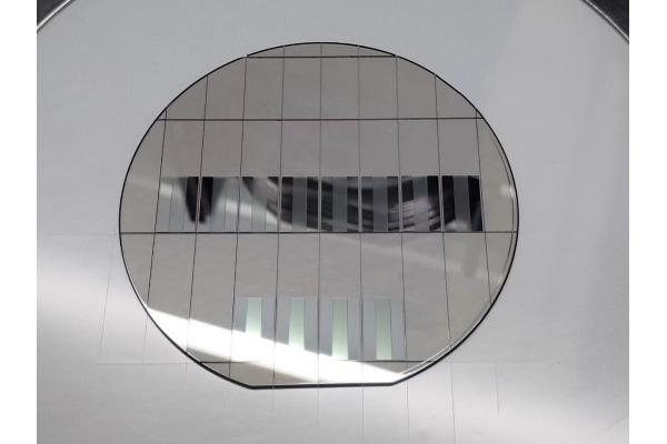 Chip Foundry Services Piezoelectric Wafer Lithography Etching Coating Bonding Thinning