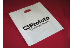 China LDPE Material Clothing Plastic Packaging Bags With Handle Custom Logo Printed supplier