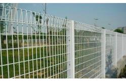 China 100 X 50mm Welded Wire Mesh Panel 5mm Diameter Roll Top Fencing Panels supplier