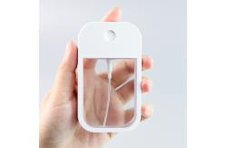 China Transparent PETG Credit Card Perfume Bottle 45ml With Silicone Holder supplier