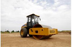 China ISO 2200r/Min Earth Compactor Roller Machine Heavy Duty Construction Machinery supplier