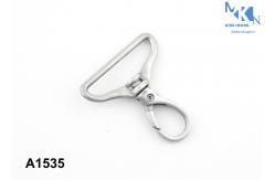 China Eco Friendly Dog Chain Swivel Hooks , Rustproof Swivel Clasp For Purses supplier