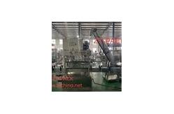 China Automatic Capping Machine For Plastic Cap Linear Closure Sealing Capper Machine supplier