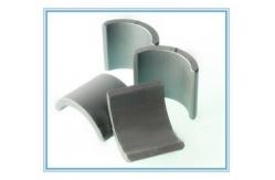 China Hard Wiper Ferrite Motor Magnets Tile Shape Strontium Anisotropic supplier