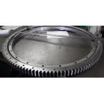 Triple Row Rubber Seal 42CrMo4V Geared Slewing Ring And Stacker Bearing Factory