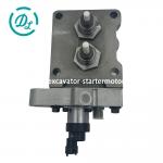 6746-71-1251 6746-71-1261 Engine Part Fuel Injector Pump Head 6D114 for sale
