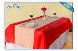 China Waterproof Disposable Polypropylene Non Woven Tablecloth with Different Printing Pattern supplier