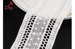China 5.2cm Width Water Soluble Lace Trimming For Straight Skirt Tail Design supplier