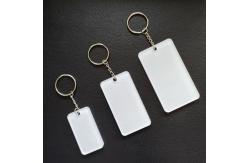 China DIY Personalized Sublimation Blank Acrylic Keychains For Sublimation Photos Printing supplier