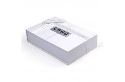 China Custom Perfume Box With Logo Cosmetic Packaging Box Cardboard Box And Packaging Supplies supplier