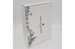 China Customized Corrugated Folding Packaging Box Foldable Clothes Packaging Gift Box supplier