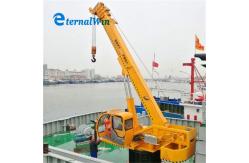 China 360 Rotatable Harbour Crane Ship Crane With Lifting Height Up To 20 M supplier