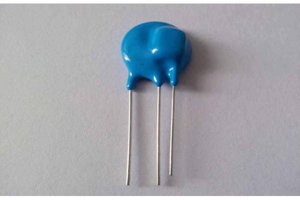 TMOV Thermally Protected Varistor 25D For Inverters , EPCOS ETFV25K275E4 Analogue