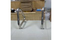 China Surface Polished Safety SS304 Removable Pool Railing supplier