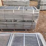 Galvanized Plaster Metal Mesh Stucco Wire Lath Diamond Hole Smooth Surface for sale