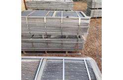 China Galvanized Plaster Metal Mesh Stucco Wire Lath Diamond Hole Smooth Surface supplier
