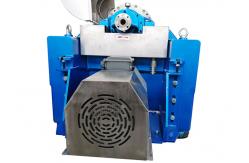 China Horizontal Titanium Solid Bowl Decanter Centrifuge For CaClO2 supplier