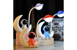 China Kids Room Table LED Lamp Astronaut Cartoon 23x13x5cm ABS Material supplier