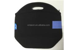China Factory made soft feeling neoprene cooler bag neoprene lunch bag with handle supplier