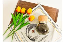 China Reusable Salt And Pepper Wood Lid Grinder Sleek And Modern Clear Pepper Grinder supplier