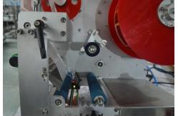 China Stable Performance Semi Automatic Round Bottle Labeling Machine supplier