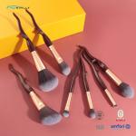 Customized OEM 7pcs Makeup Brush Kit Vegan Eyeshadow Foundation Cosmetics Brush Set for sale