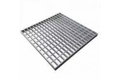 China Plain Surface 100mm Cross Bar Spacing Twist Industrial Steel Grating High Durability supplier