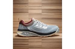 China Mesh Breathable Custom Walking Shoes Environmentally Friendly supplier