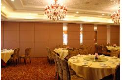 China MDF Board + Aluminium Sliding Removable Partition Wall for Banquet Hall supplier