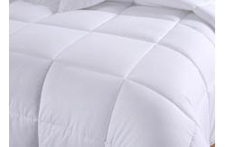 China 6D Hollow Fiber 180cm*210cm Polyester Quilt supplier