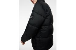 China Custom Mens Black Polyester Outdoor Puffer Jacket for Winter supplier