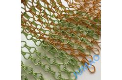 China Customizable Metal Chain Link Curtains In Gold And Green Aesthetic Integration supplier