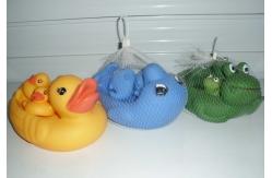China Personalized Floating Rubber Duck Bathroom Set Bath Toys For 3 Year Old  supplier