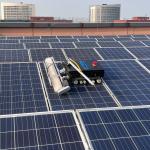 US Currency Emerging Solar Cleaner Robot with 1100 mm Brush Head Lithium Battery Powered for sale