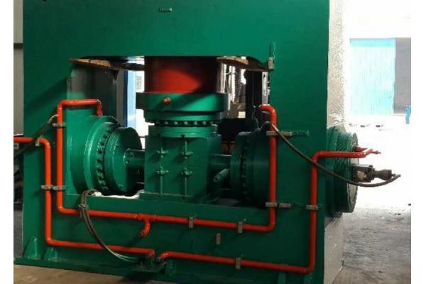 Gil325 Cold Forming Tee Machine Hydraulic Press 30kw Tee Forming Machine