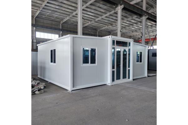 40ft Expandable Container Home with Galvanized Steel Frame