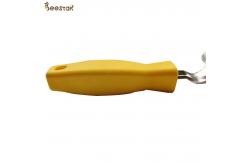 China Durable Yellow Hive Tools stainless steel Honey Uncapping fork with plastic handle supplier