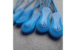 China No Toxic Elastic Plastic Zipper Slider Puller supplier