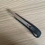 Plastic Handle 9mm Utility Knives For Lightweight Materials Slide Locking Mechanism And Superior Performance for sale