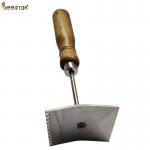 Beekeeping Tool Excluder Cleaning Shovel With Wooden Handle for beekeeping for sale