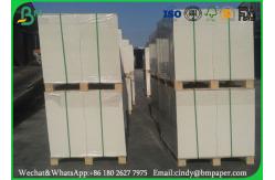 China UWF Uncoated Woodfree Offset Printing Paper 600*900mm 700 * 1000mm For Envelope supplier