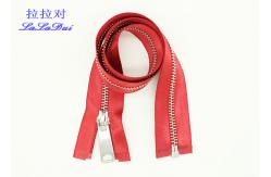 China High End High Polished Metal Separating Zipper Red Tape Customized For Coveralls supplier