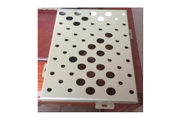 3-6mm Thickness Percolated Aluminum-Composite Panel with PVDF Coating